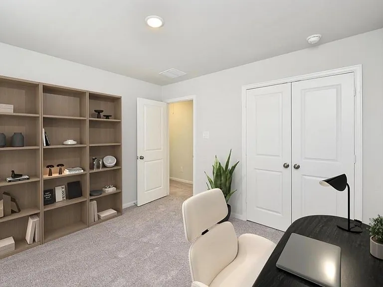 8010 Peppercorn St — Photo 11