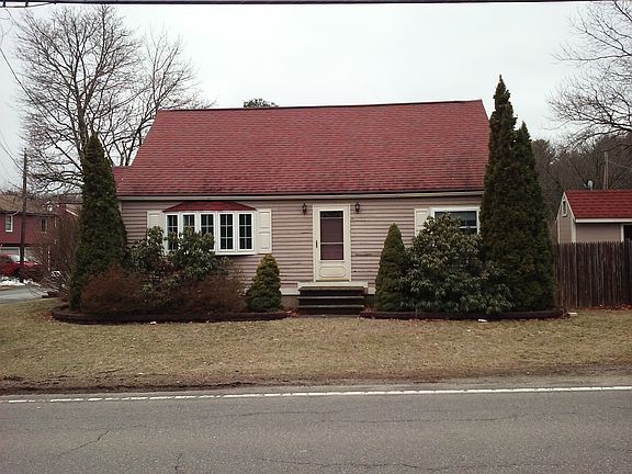 3rd image of 121 Foster Rd