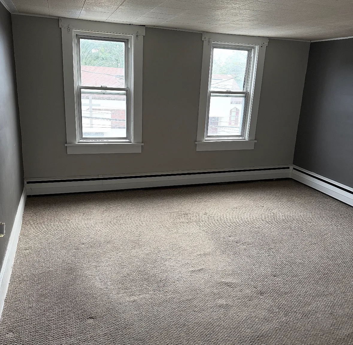 3 bed, $1,500 — Photo 3