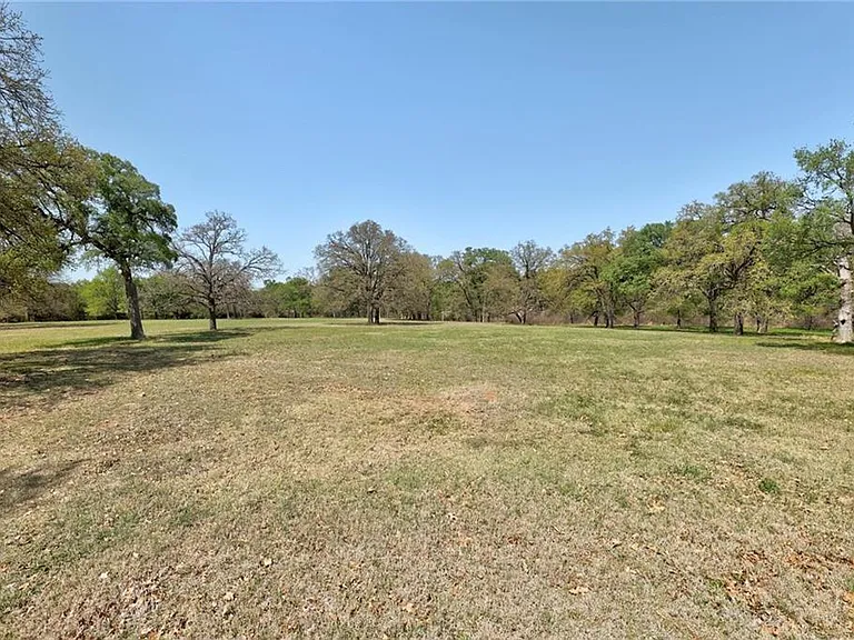207 Rancho Bueno Dr — Photo 31