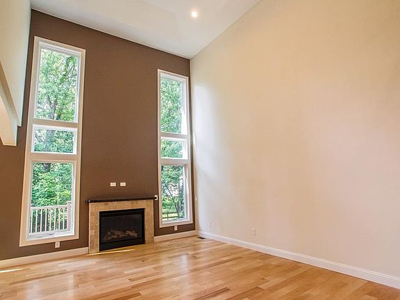 4th image of 2514 Fairwood Ct