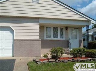 3 Olympic St, Toms River, NJ 08757