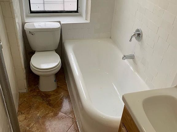 3rd image of 3291 Hull Ave APT 43