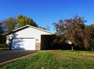 564 Minnie Rd, Hudson, WI 54016