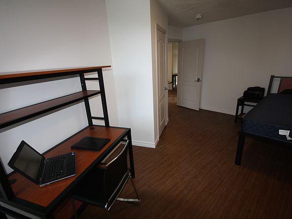 5th image of 1100 Main St W #201-2