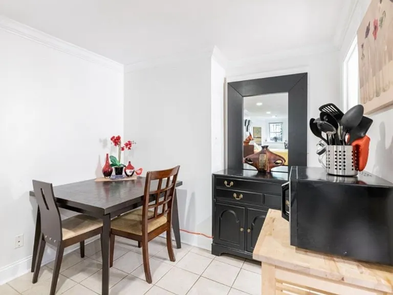 1835 Mintwood Pl NW #B — Photo 6