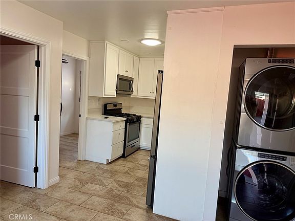 3rd image of 4033 Mount Vernon Ave