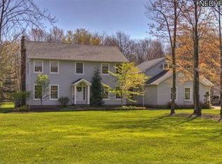 16085 Wake Robin Dr, Newbury, OH 44065