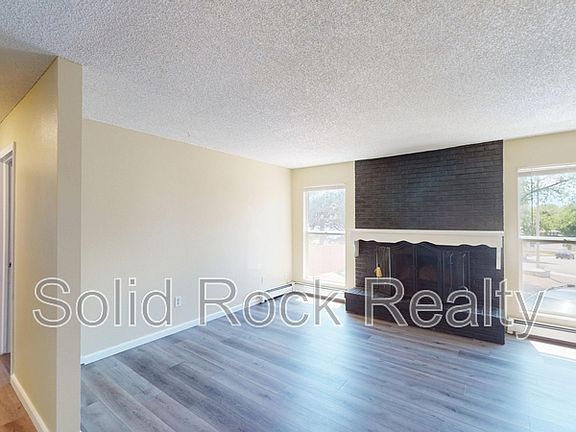 5th image of 357 Gahart Dr #4
