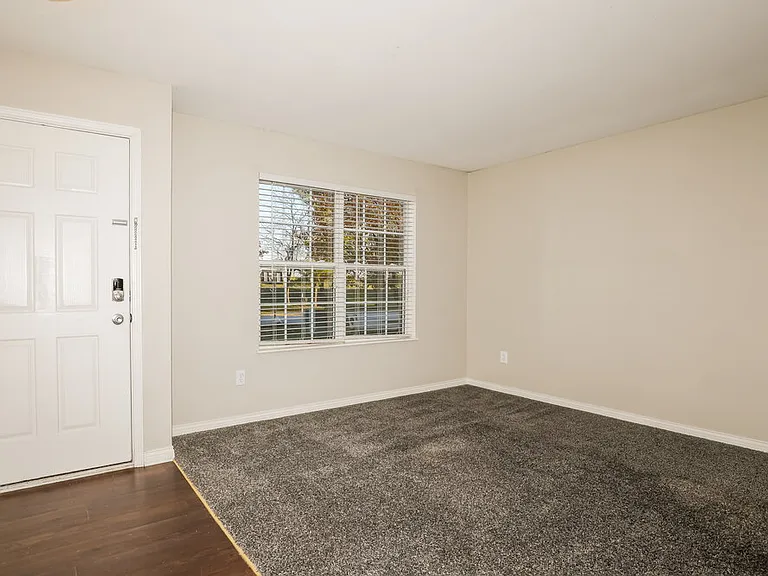 6379 McKee Dr — Photo 4