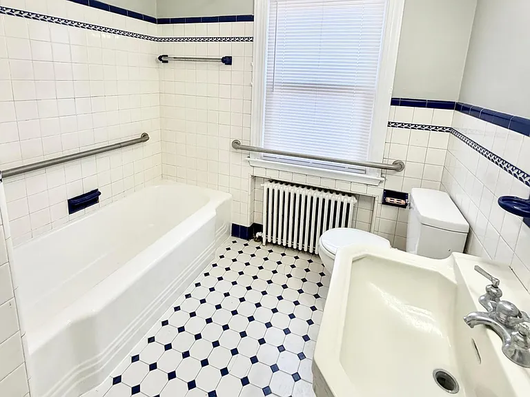 309 Main St #2L — Photo 4