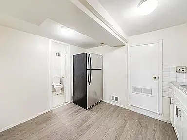 463 Liberty Ave — Photo 3