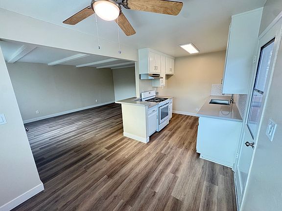 2nd image of 2383 Orange Ave #2383C
