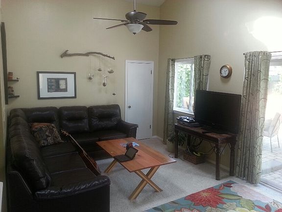 4th image of 5413 East St