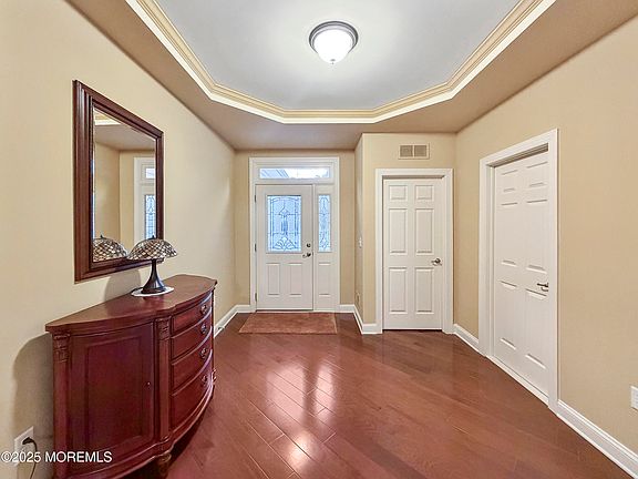 4th image of 16 Pembroke Drive