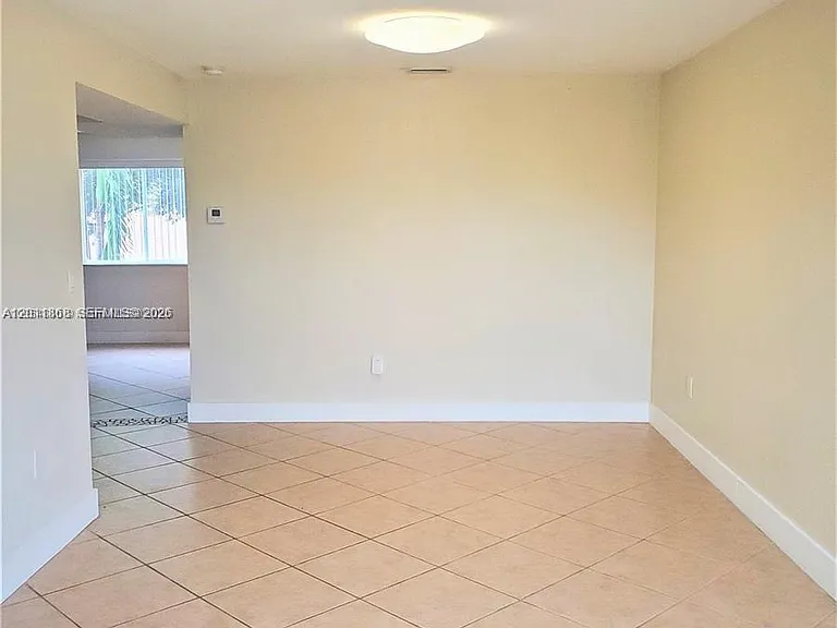 15250 SW 134th Pl #110 — Photo 5