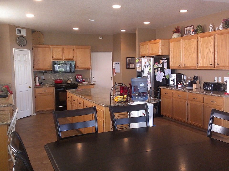 1st image of 23633 Valley Oak Ln