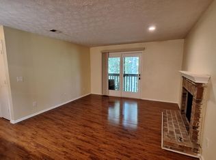 1418 Tuxworth Cir, Decatur, GA 30033