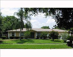 2nd image of 3016 Saint Charles Dr