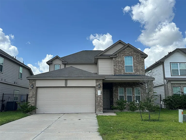 24810 Adami Veduta Ct — Photo 1