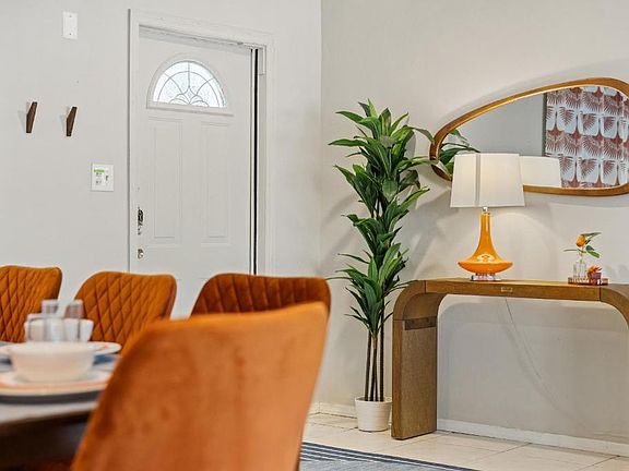 3rd image of 451 Sharon Cir