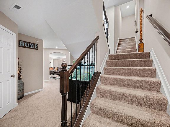 5th image of 7618 Woodhaven Ct
