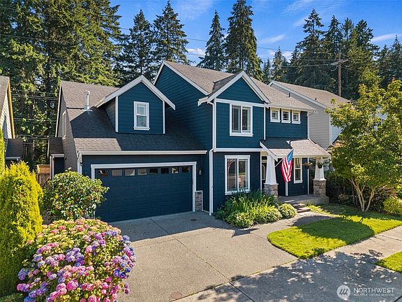 2nd image of 1026 Pinehurst Street