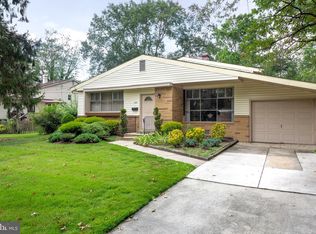 411 Gatewood Rd, Cherry Hill, NJ 08003