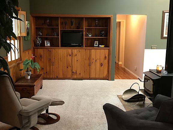 Beautiful wood Builtins