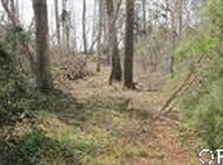 2032 Martins Point Rd, Kitty Hawk, NC 27949