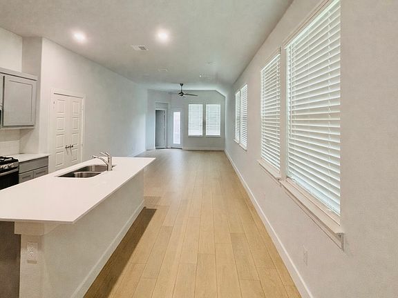 5th image of 3810 Murvaul Dr