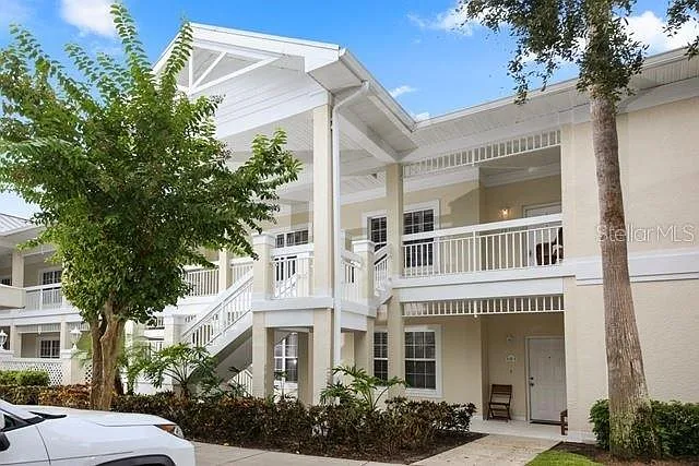 3 bed, 3.0 bath, 1439 sqft, $3,900 — Photo 2