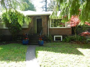 1317 SW Taylors Ferry Rd, Portland, OR 97219