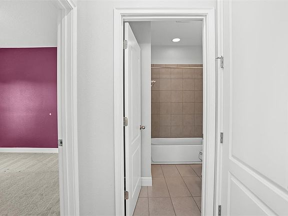 3rd image of 13590 Lessing Ave #13590