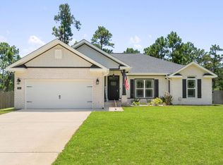 7053 Leisure St, Navarre, FL 32566