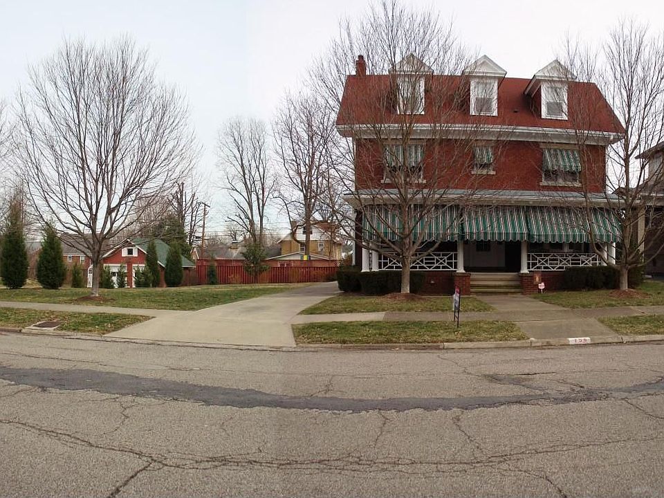 2nd image of 154 Woodland Dr