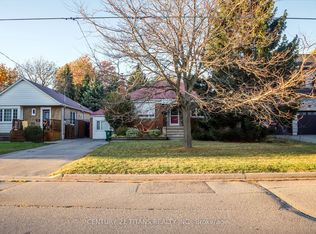 172 Phyllis Ave, Toronto, ON M1M 1Y8