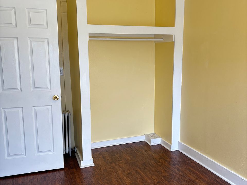 1st image of 2555 Bean Ln APT 2