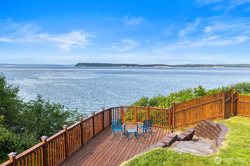 2nd image of 3231 Paradise Bay Road