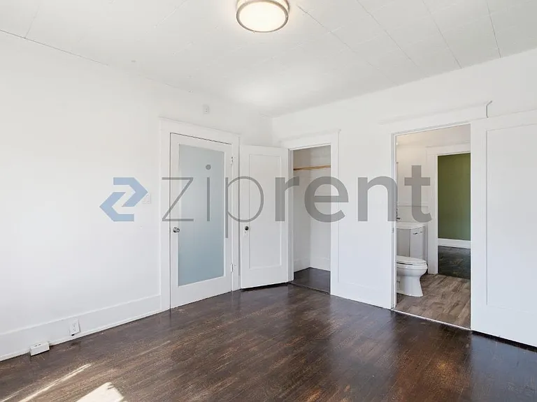 423 Mill St #423 MILL ST — Photo 9