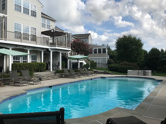 2nd image of 1124 Sparrow Mill Way