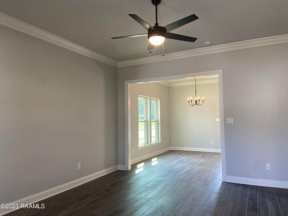 2nd image of 101 Tenor St