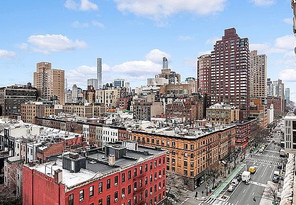 4th image of 104 W 70th St APT 10F