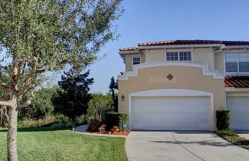 1st image of 200 Valencia Cir