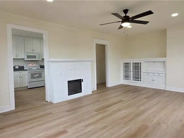 2838 E 4th St, Long Beach, CA 90814