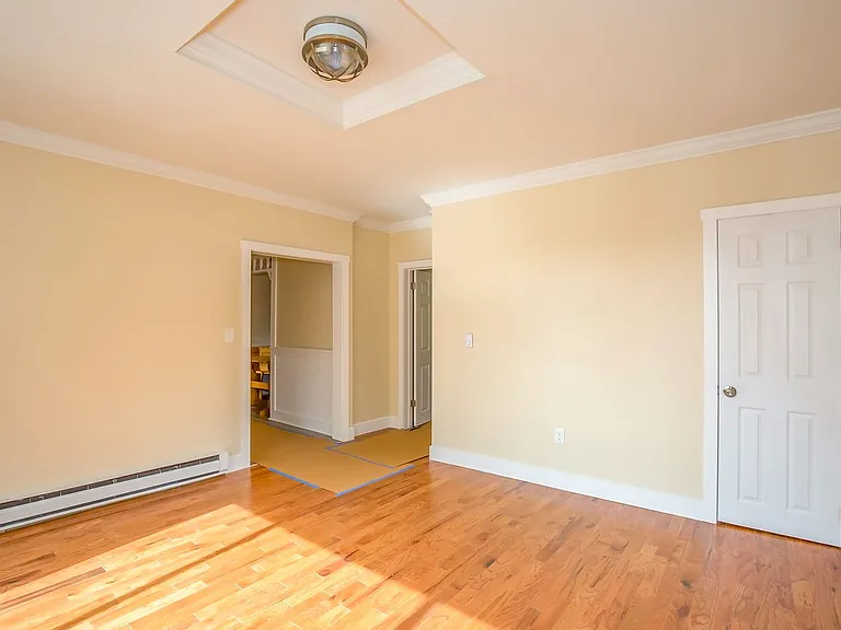 360 East St — Photo 10