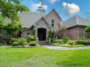6 Auriel Dr, Little Rock, AR 72223