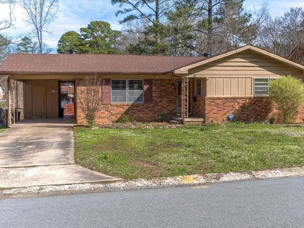 51 Berkshire Dr, Little Rock, AR 72204