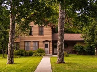 25174 Sprague Rd, Olmsted Falls, OH 44138