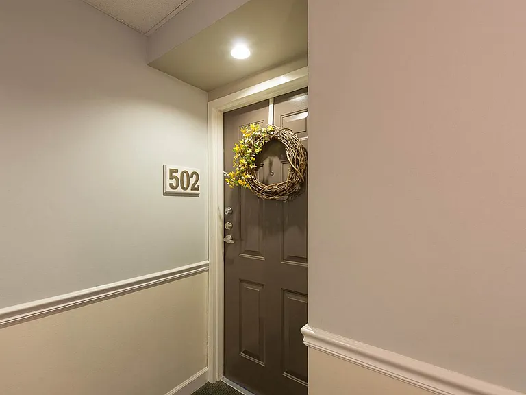 5330 Pershing Ave #502 — Photo 16